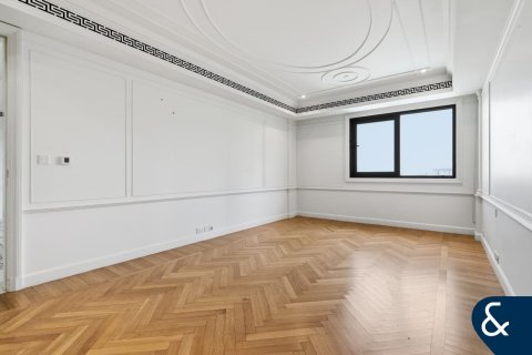 Apartment in PALAZZO VERSACE in Culture Village, Dubai 3 bedrooms, 366 sq.m. № 99009 - photo 8