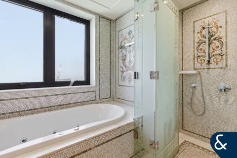 Apartment in PALAZZO VERSACE in Culture Village, Dubai 3 bedrooms, 366 sq.m. № 99009 - photo 22