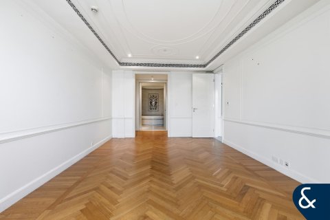 Apartment in PALAZZO VERSACE in Culture Village, Dubai 3 bedrooms, 366 sq.m. № 99009 - photo 9
