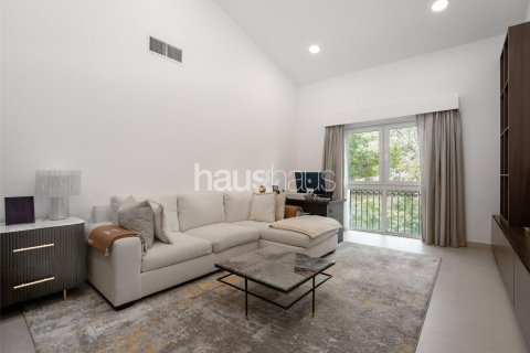 Villa à Dubai Investment Park, Dubai, 6 chambres, 674 m², № 43441 - photo 17