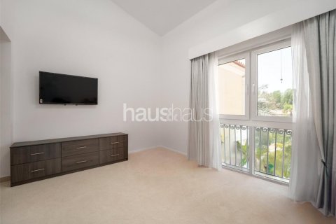 Villa à Dubai Investment Park, Dubai, 6 chambres, 674 m², № 43441 - photo 16