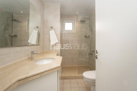 Villa à Dubai Investment Park, Dubai, 6 chambres, 674 m², № 43441 - photo 24