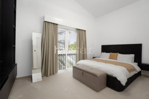 Villa à Dubai Investment Park, Dubai, 6 chambres, 674 m², № 43441 - photo 15