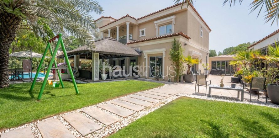 Villa à Dubai Investment Park, Dubai, 6 chambres, 674 m², № 43441