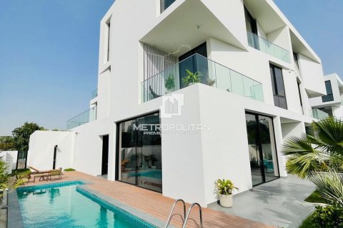 Villa en Al Barari, Dubai, 5 dormitorios, 442 m², № 73012