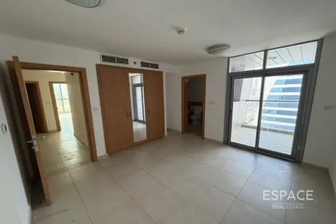 Penthouse in Jumeirah Lake Towers, Dubai 5 bedrooms, 270 sq.m. № 122335 - photo 10