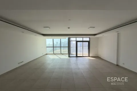 Penthouse in Jumeirah Lake Towers, Dubai 5 bedrooms, 270 sq.m. № 122335 - photo 2