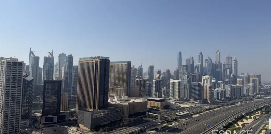 Penthouse in Jumeirah Lake Towers, Dubai 5 bedrooms, 270 sq.m. № 122335