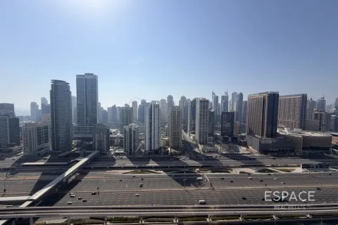 Penthouse in Jumeirah Lake Towers, Dubai 5 bedrooms, 270 sq.m. № 122335 - photo 16