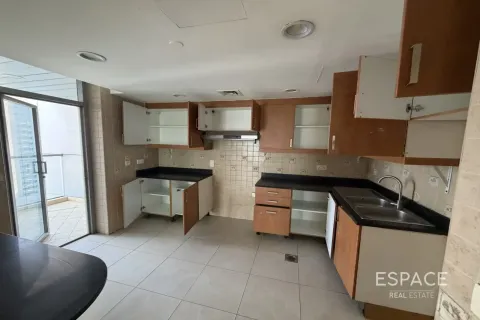 Penthouse in Jumeirah Lake Towers, Dubai 5 bedrooms, 270 sq.m. № 122335 - photo 5