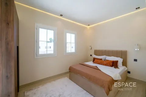 Villa in Springs 14, The Springs, Dubai 3 bedrooms, 153 sq.m. № 122333 - photo 8