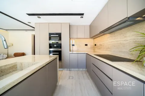 Villa in Springs 14, The Springs, Dubai 3 bedrooms, 153 sq.m. № 122333 - photo 6