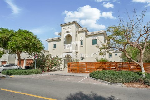 Villa in North Village, Al Furjan, Dubai 4 bedrooms, 502 sq.m. № 73455