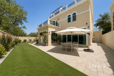 Villa in Legacy Nova Villas, Jumeirah Park, Dubai 4 bedrooms, 455 sq.m. № 122672