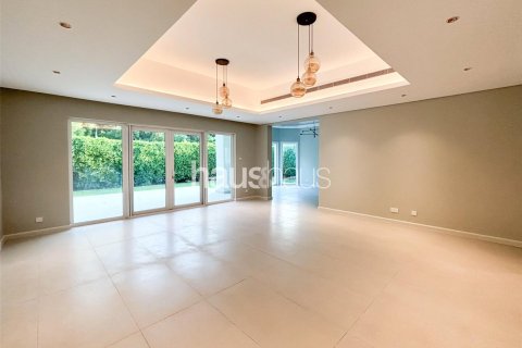 تاون هاوس في Motor City, دبي 3 غرف نوم, 400 م² رقم 43387 - صورة 5