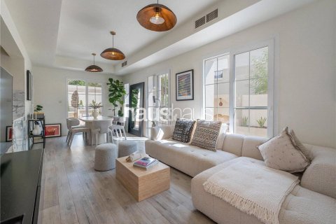 Maison de ville à Arabian Ranches, Dubai, 2 chambres, 181 m², № 43386 - photo 9