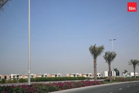 Купить земельный участок в Джабаль-Али, Дубай: 929.1м², № 118745 - фото 2