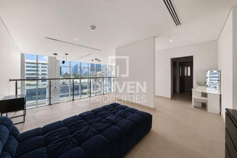 Appartement à Marina Arcade Tower, Dubai Marina, Dubai, 1 chambre, 185.81 m², № 135983 - photo 6