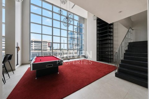 Appartement à Marina Arcade Tower, Dubai Marina, Dubai, 1 chambre, 185.81 m², № 135983