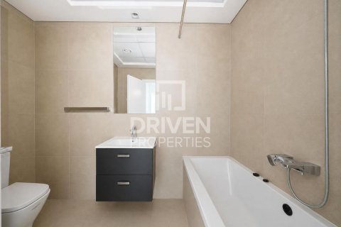 Appartement à Marina Arcade Tower, Dubai Marina, Dubai, 1 chambre, 185.81 m², № 135983 - photo 11