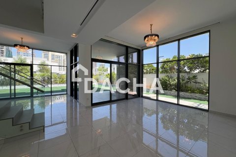 Villa in Murooj Al Furjan, Al Furjan, Dubai 5 bedrooms, 425 sq.m. № 113669