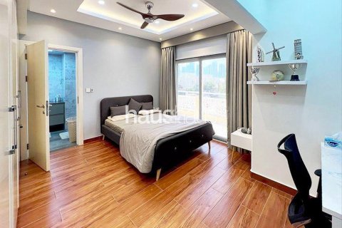 Villa in Meadows, Dubai 4 bedrooms, 381 sq.m. № 44736 - photo 11