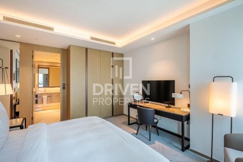 Снять в аренду квартиру в Address Harbour Point, Dubai Creek Harbour (The Lagoons), Дубай: 2 спальни, 102.38м², № 128965 - фото 13