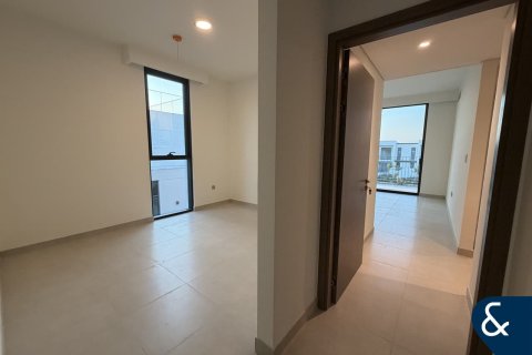 Villa in Arabian Ranches 3, Dubai 4 bedrooms, 431 sq.m. № 88571 - photo 9