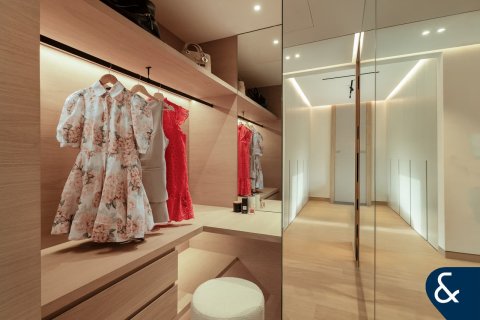 Adosado en Fire, Jumeirah Golf Estates, Dubai, 3 dormitorios, 267 m², № 88570 - foto 11