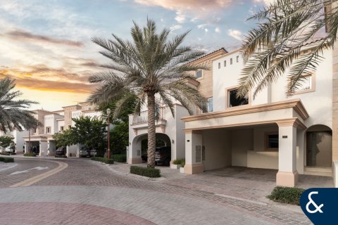 Adosado en Fire, Jumeirah Golf Estates, Dubai, 3 dormitorios, 267 m², № 88570 - foto 15