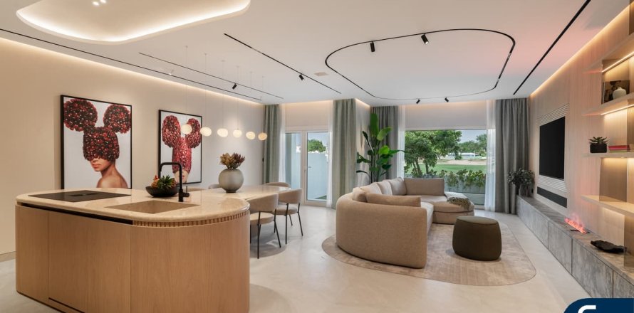 Adosado en Fire, Jumeirah Golf Estates, Dubai, 3 dormitorios, 267 m², № 88570