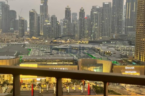 Квартира в Downtown Views II, Даунтаун Дубай (Даунтаун Бурдж Дубай), Дубай, 3 спальни, 151.2м², № 7692