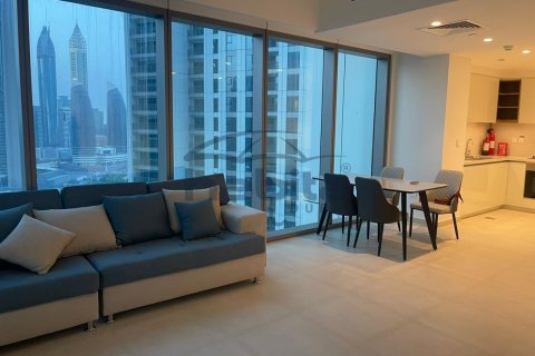 Снять в аренду квартиру в Downtown Views II, Даунтаун Дубай (Даунтаун Бурдж Дубай), Дубай: 3 спальни, 151.2м², № 7692 - фото 5