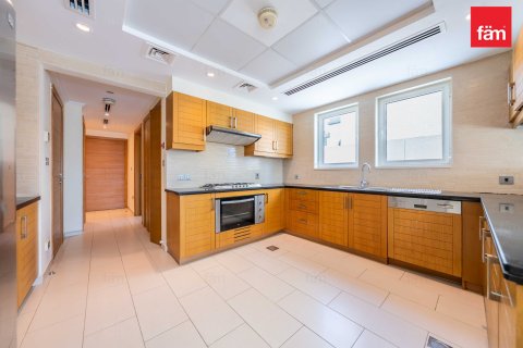 فيلا في Jumeirah Park, دبي 3 غرف نوم, 510 م² رقم 110077 - صورة 15