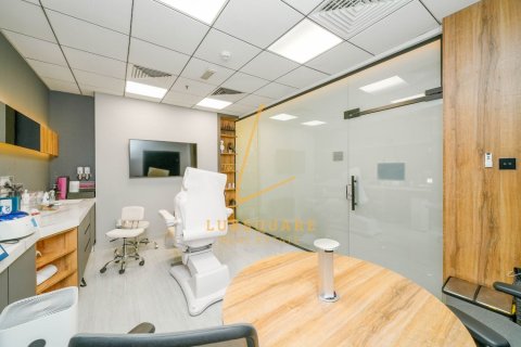 Office in Bay Square, Business Bay, Dubai 181 sq.m. № 115727 - photo 16