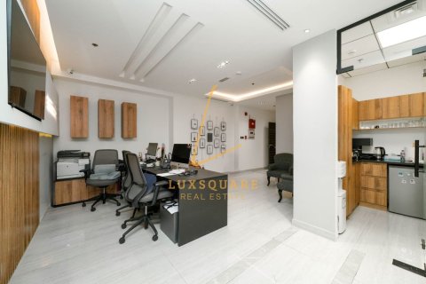 Office in Bay Square, Business Bay, Dubai 181 sq.m. № 115727 - photo 10