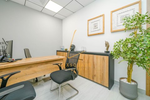Office in Bay Square, Business Bay, Dubai 181 sq.m. № 115727 - photo 17