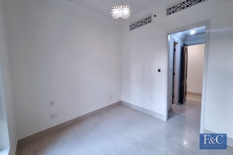 Снять в аренду квартиру в Даунтаун Дубай (Даунтаун Бурдж Дубай), Дубай: 2 спальни, 135м², № 103818 - фото 18