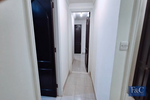 Снять в аренду квартиру в Даунтаун Дубай (Даунтаун Бурдж Дубай), Дубай: 2 спальни, 135м², № 103818 - фото 11