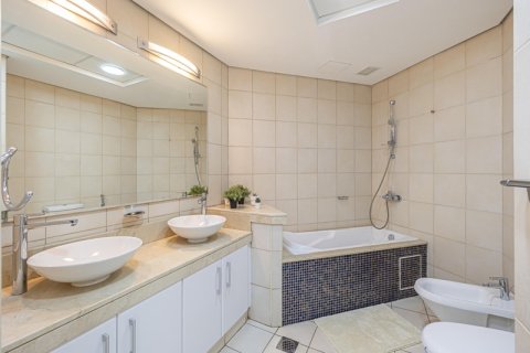 Apartamento en Palm Jumeirah, Dubai, 2 dormitorios, 147.36 m², № 52887 - foto 14