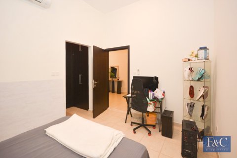 Villa en Al Quoz, Dubai, 4 dormitorios, 334 m², № 103798 - foto 10