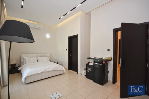 Villa en Al Quoz, Dubai, 4 dormitorios, 334 m², № 103798 - foto 18