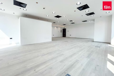 Снять в аренду офис в Бизнес-Бэе, Дубай: 107.5м², № 124958 - фото 17