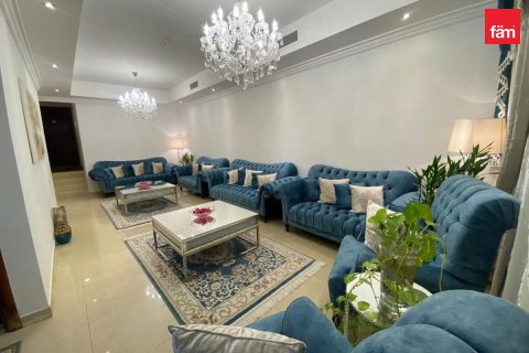 Villa in Dubai 4 bedrooms, 141.6 sq.m. № 115777 - photo 4