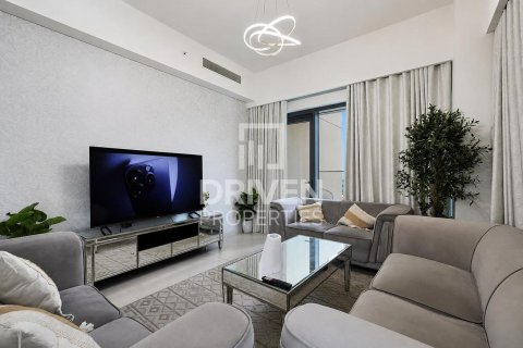 شقة في Burj Royale, وسط مدينة دبي, دبي 2 غرف نوم, 97.08 م² رقم 127927 - صورة 2