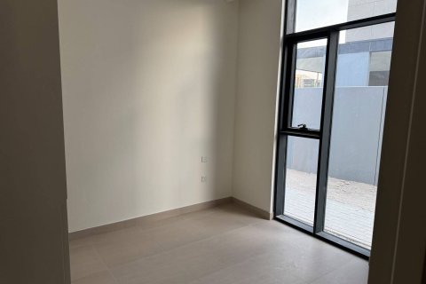 Villa in Mudon, Dubai 4 bedrooms, 279 sq.m. № 123808 - photo 4