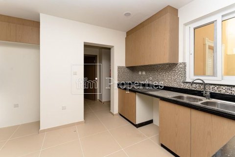 Villa in Dubai 5 bedrooms, 514 sq.m. № 112026 - photo 4