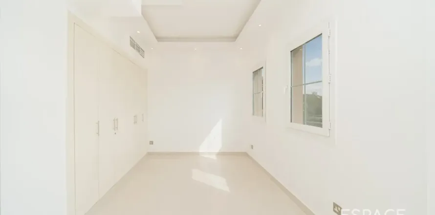 Villa en Springs 15, The Springs, Dubai, 2 dormitorios, 167 m², № 122633