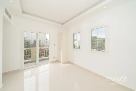 Villa en Springs 15, The Springs, Dubai, 2 dormitorios, 167 m², № 122633 - foto 9