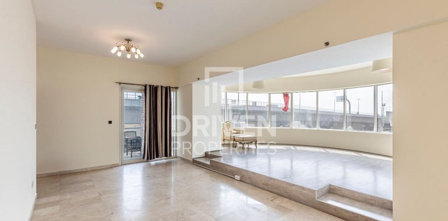 Apartamento en KG Tower, Dubai Marina, Dubai, 3 dormitorios, 284.75 m², № 140731